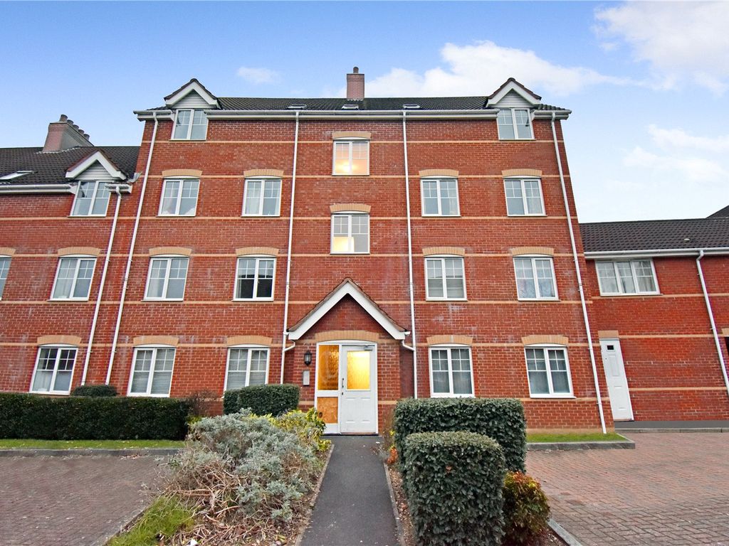 2 bed flat to rent in Windsor Court, Newbury, Berkshire RG14 Zoopla