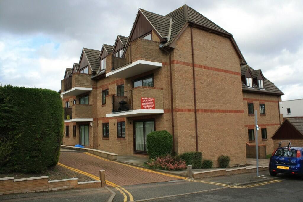 1 bed flat for sale in Balmoral Court, Baring Road, Lee SE12 Zoopla