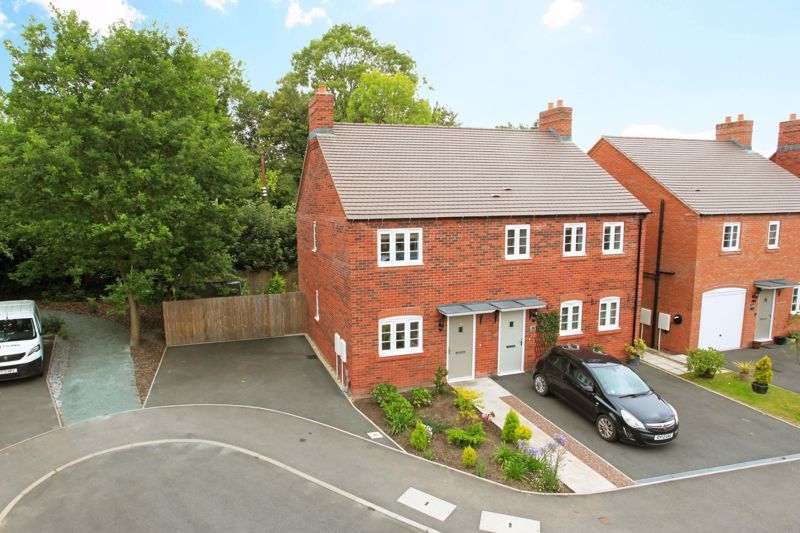 2 bed semidetached house to rent in Mollett Drive, Ironbridge, Telford