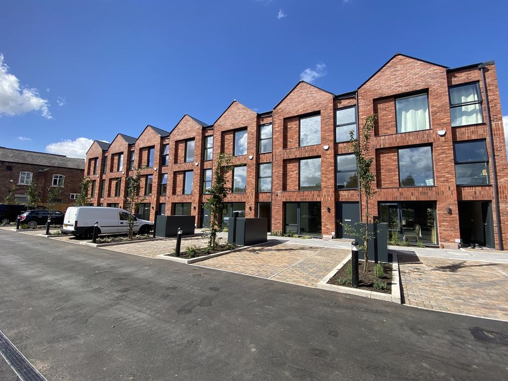 Bridgewater Road, Altrincham WA14  