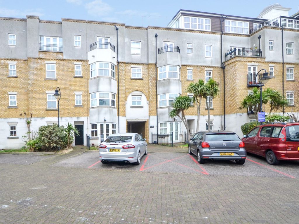 2 bed flat for sale in Way, SouthendOnSea SS1 Zoopla