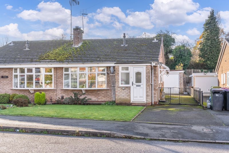 2 bed bungalow for sale in Oldcroft, Oakengates, Telford TF2, £170,000