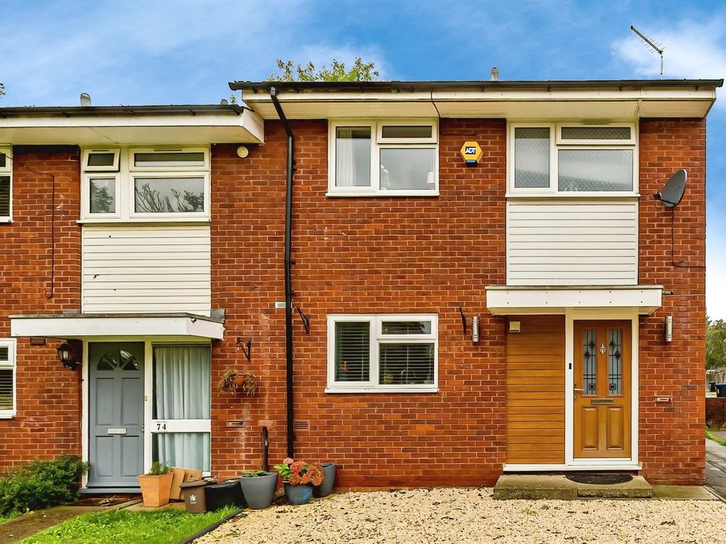 3 bed end terrace house for sale in Lent Green Lane, Burnham, Slough