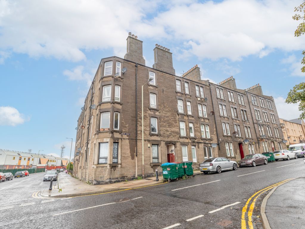2 bed flat for sale in Arklay Street, Dundee DD3 Zoopla
