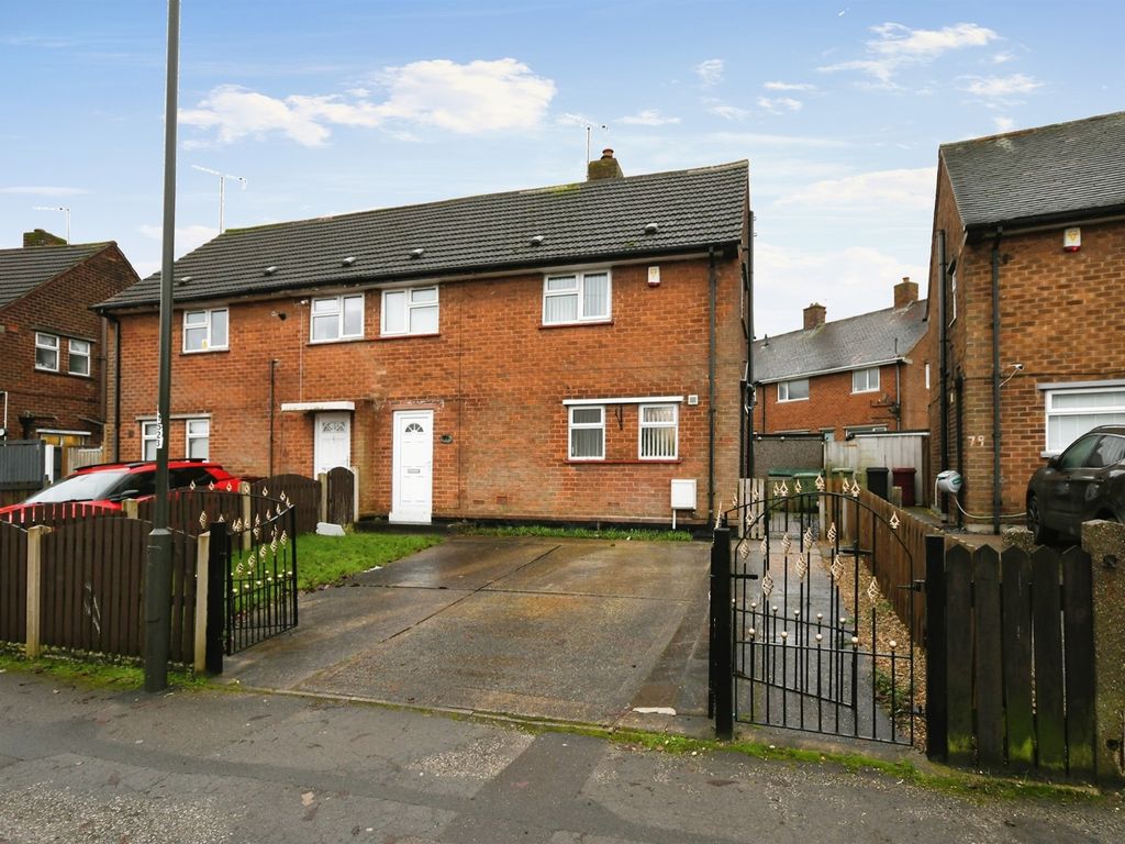 3 bed semidetached house for sale in Park Road, Shirebrook, Mansfield