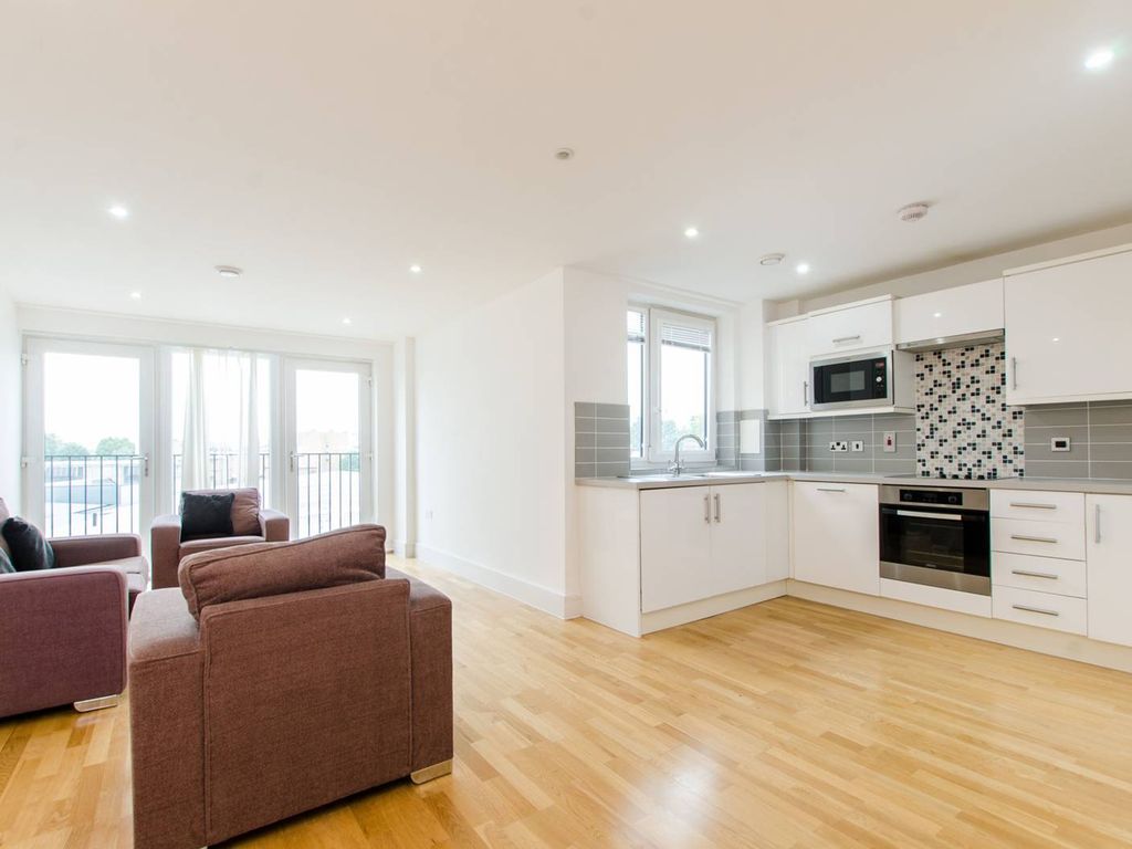 2 bed flat to rent in Camberwell New Road, Camberwell, London SE5 Zoopla