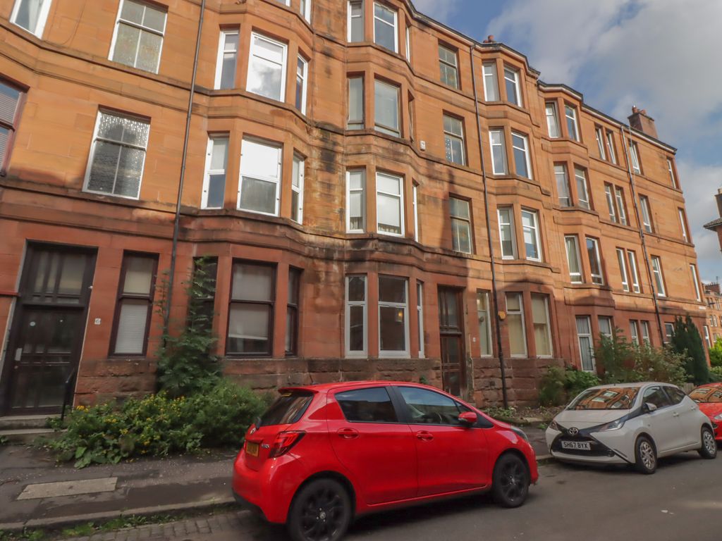 1 bed flat for sale in Kildonan Drive, Glasgow G11, £105,000 Zoopla