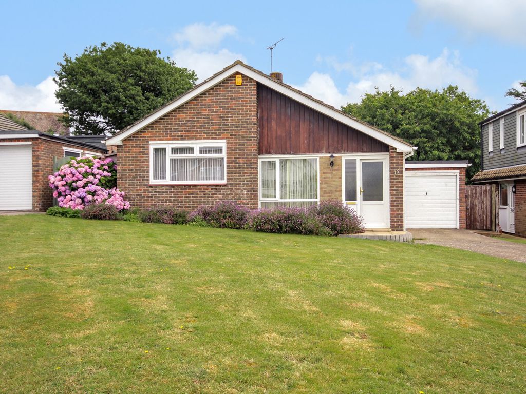 2 bed detached bungalow for sale in Hayling Gardens, High Salvington