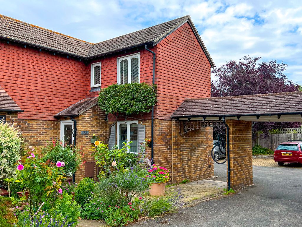 2 bed semidetached house for sale in Kings Chase, East Molesey KT8