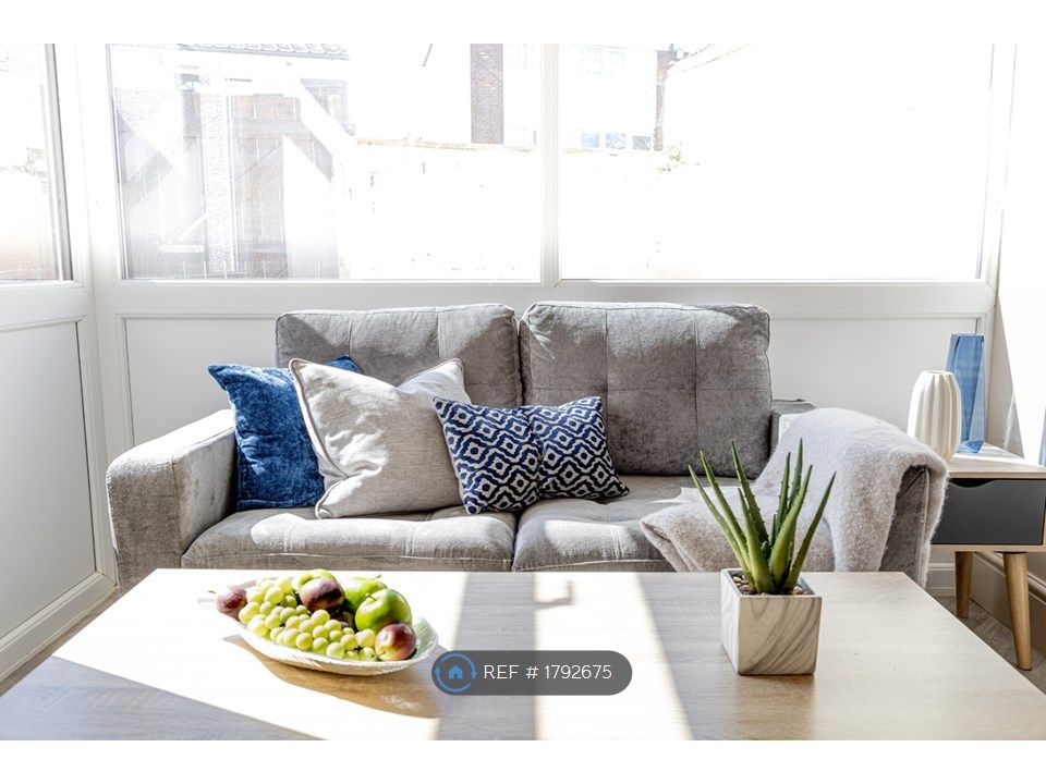 Room to rent in Deepdale Road, Preston PR1 Zoopla