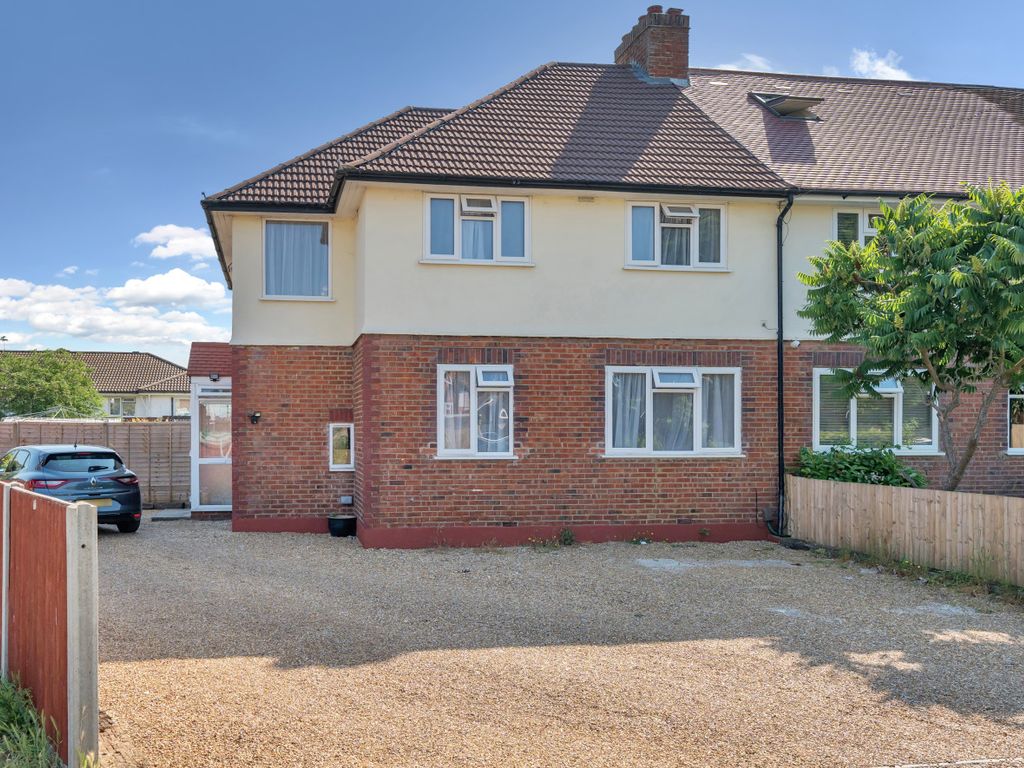 4 bed end terrace house for sale in Simms Close, Carshalton SM5 Zoopla