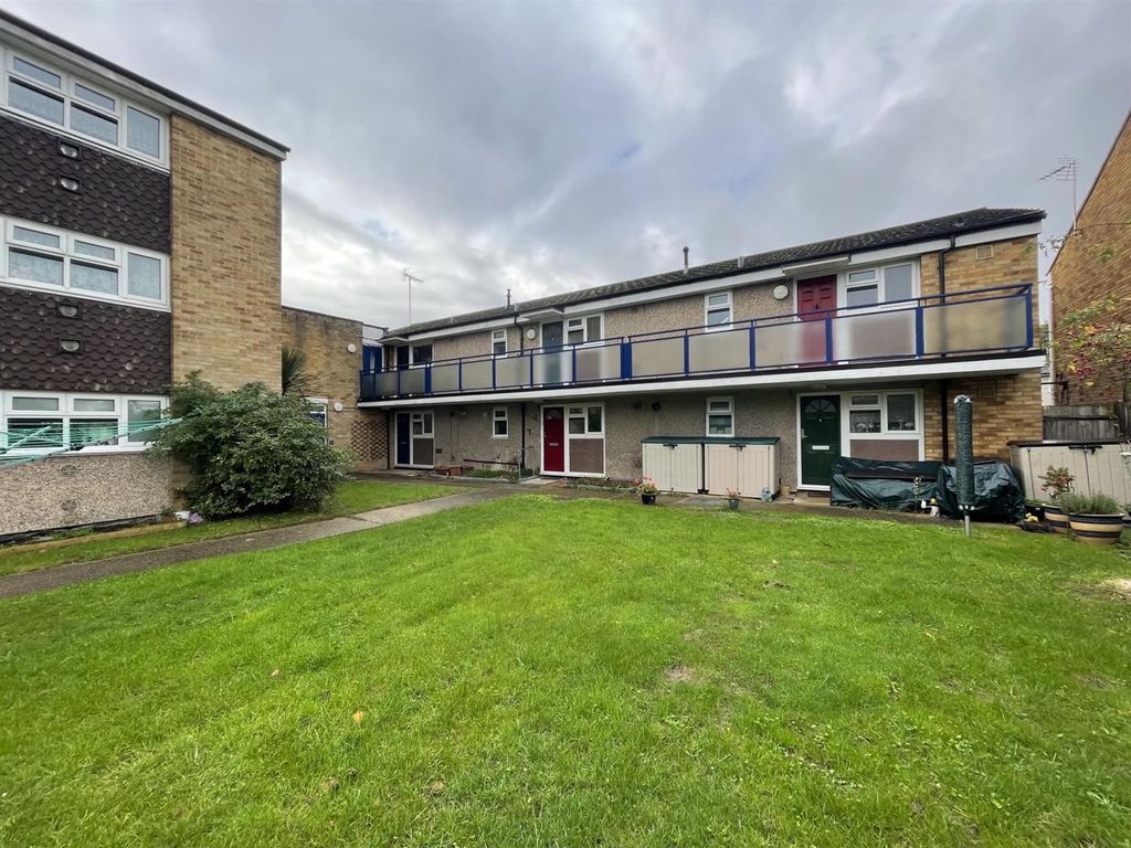 Arundel Road, Wickford SS11  