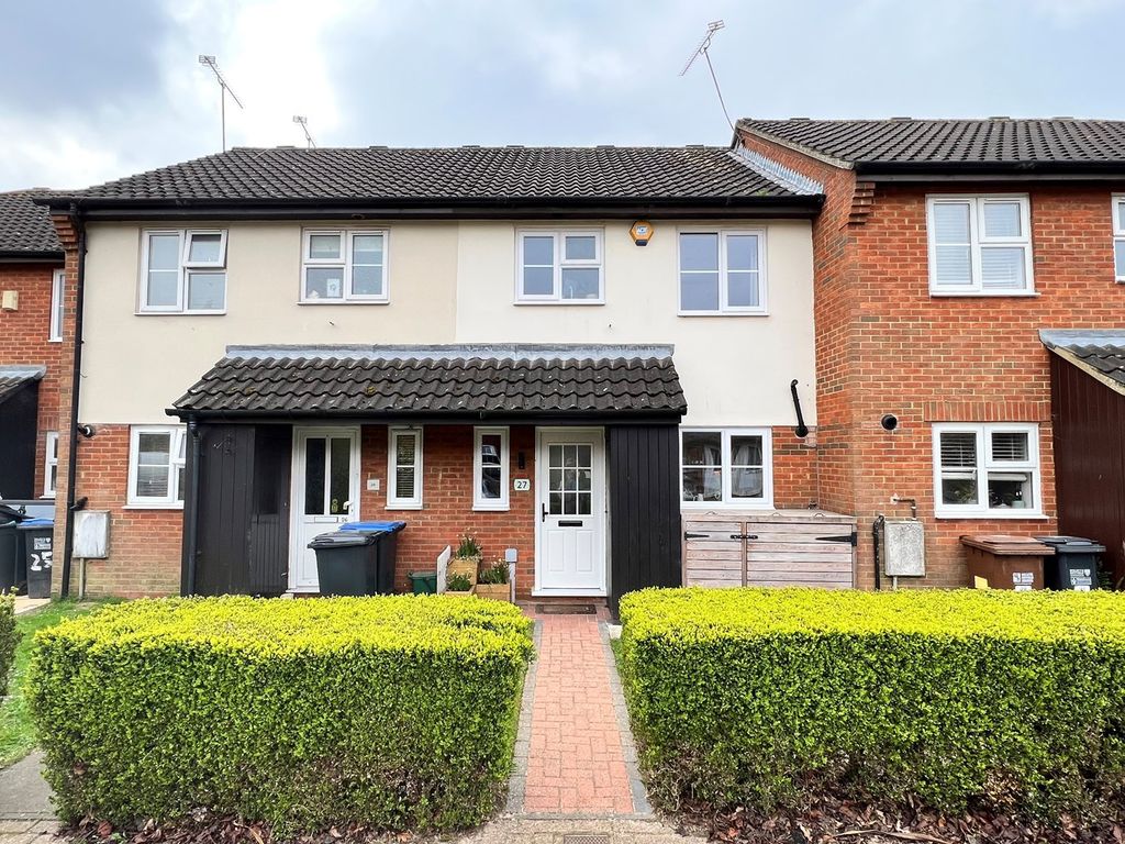2 bed terraced house for sale in Lincoln Close, Welwyn Garden City AL7