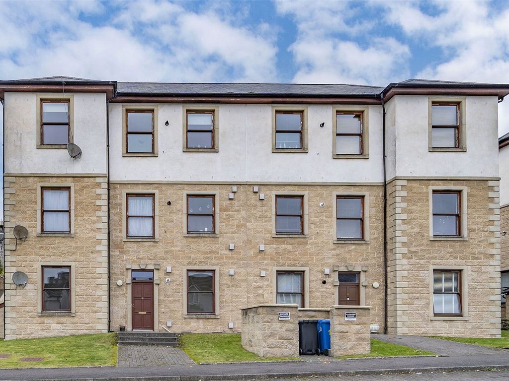 2 bed flat for sale in Delaney Court, Alloa FK10, £109,000 Zoopla