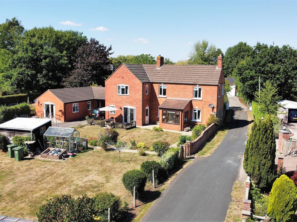 4 bed detached house for sale in Tithe Farm Lane, Birdwood, Gloucester