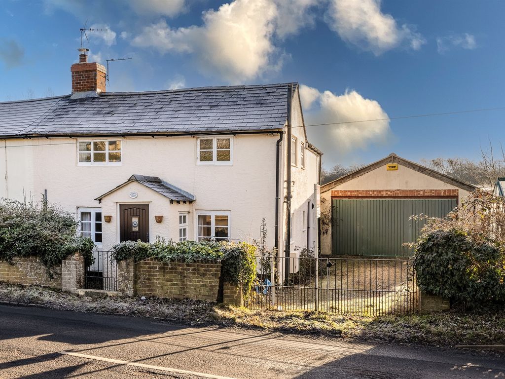 2 bed cottage for sale in Main Street, Padbury, Buckingham MK18 Zoopla