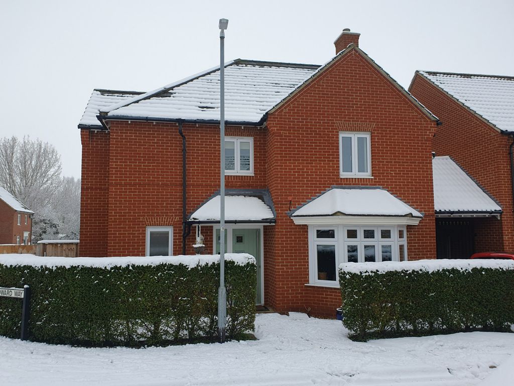 4 bed detached house for sale in Prince Edward Way, Stotfold, Hitchin