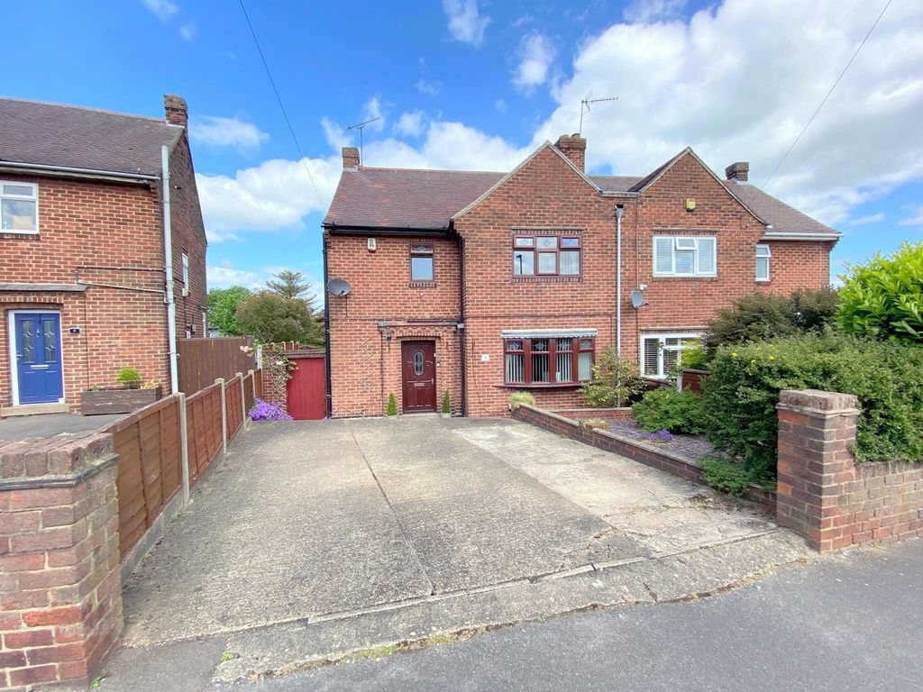 3 bed semidetached house for sale in Windmill Avenue, Kilburn, Belper