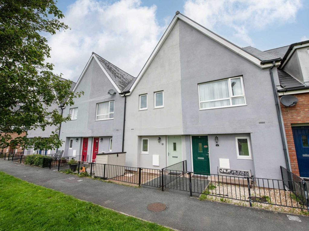 5 bed town house for sale in Vincent Street, Salford M7, £400,000 Zoopla