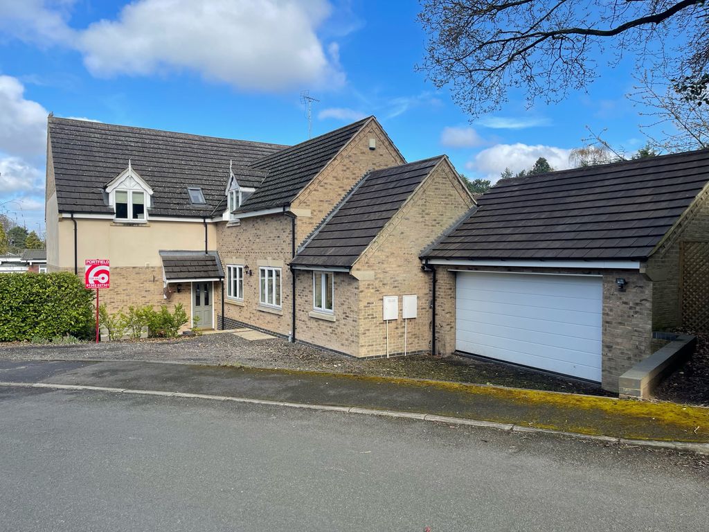 6 bed detached house for sale in Birchwood Dell, Bessacarr, Doncaster