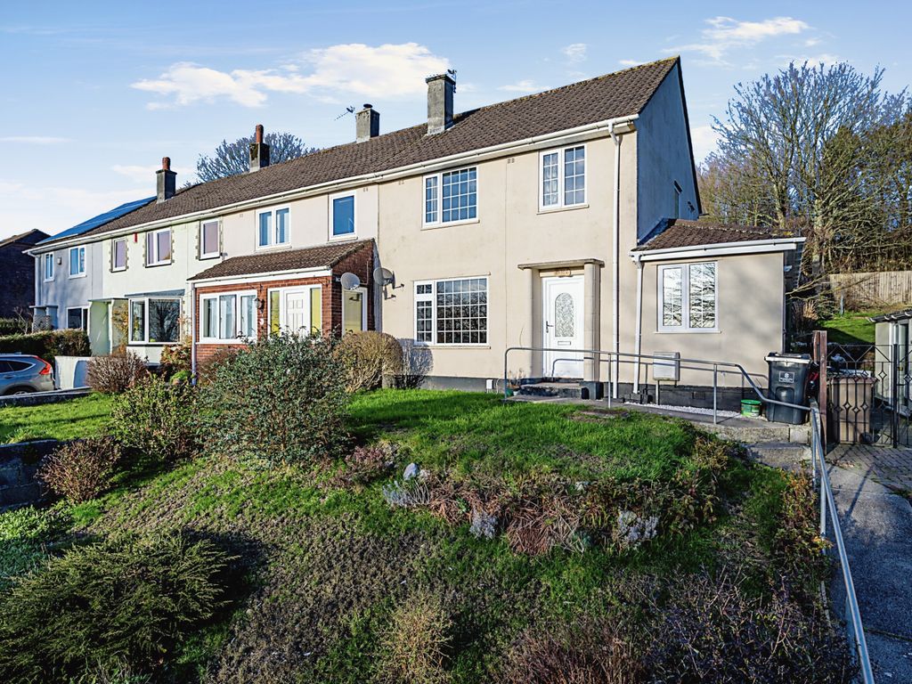 3 bed semidetached house for sale in Taunton Avenue, Plymouth, Devon