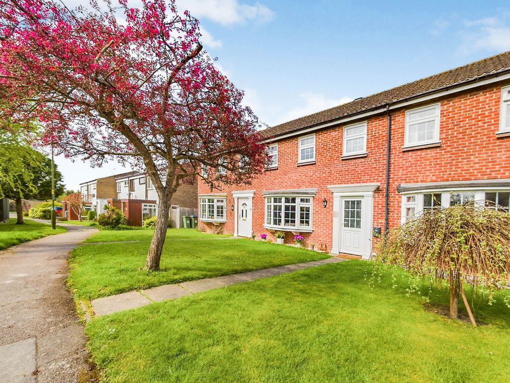 3 bed terraced house for sale in Thelton Avenue, Broadbridge Heath