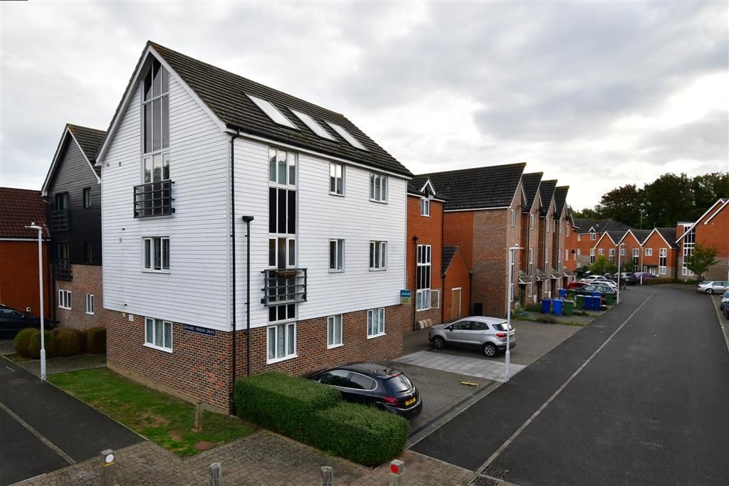 2 bed flat for sale in Edward Vinson Drive, Faversham, Kent ME13, £