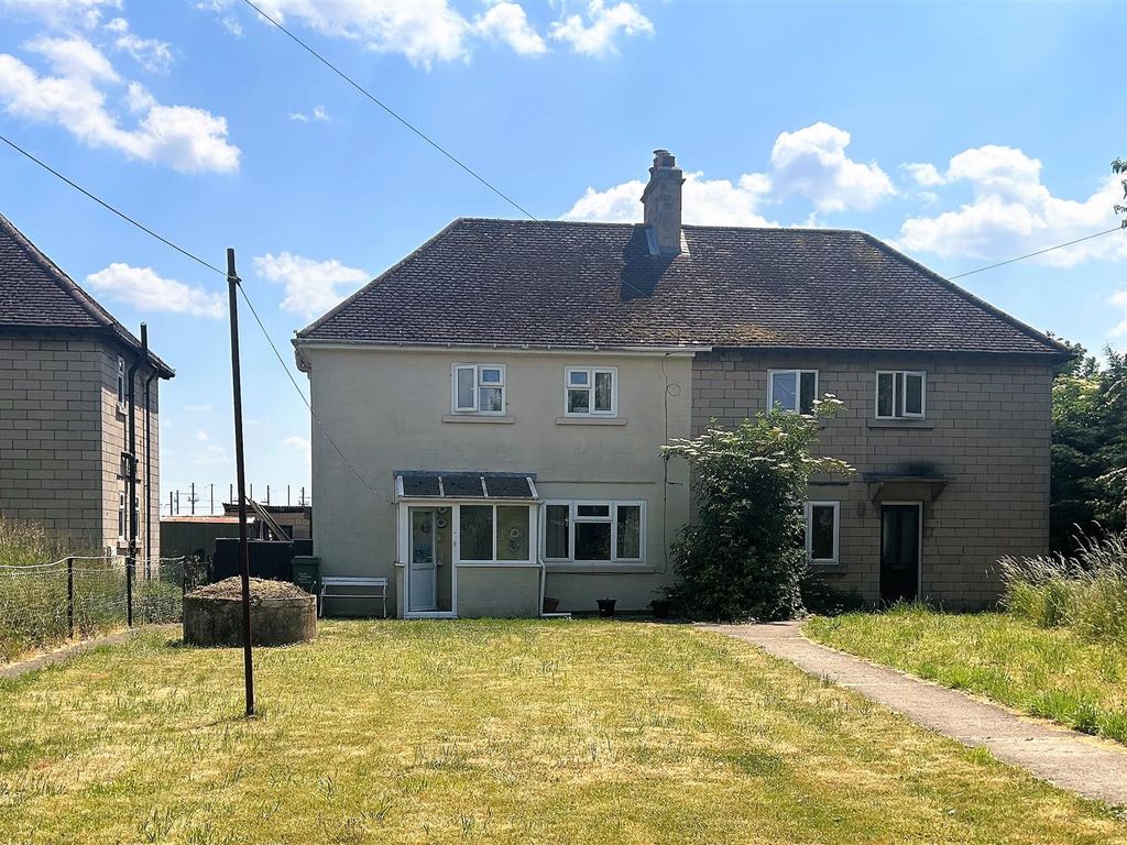 3 bed semidetached house for sale in Orchard Leaze, Christian Malford