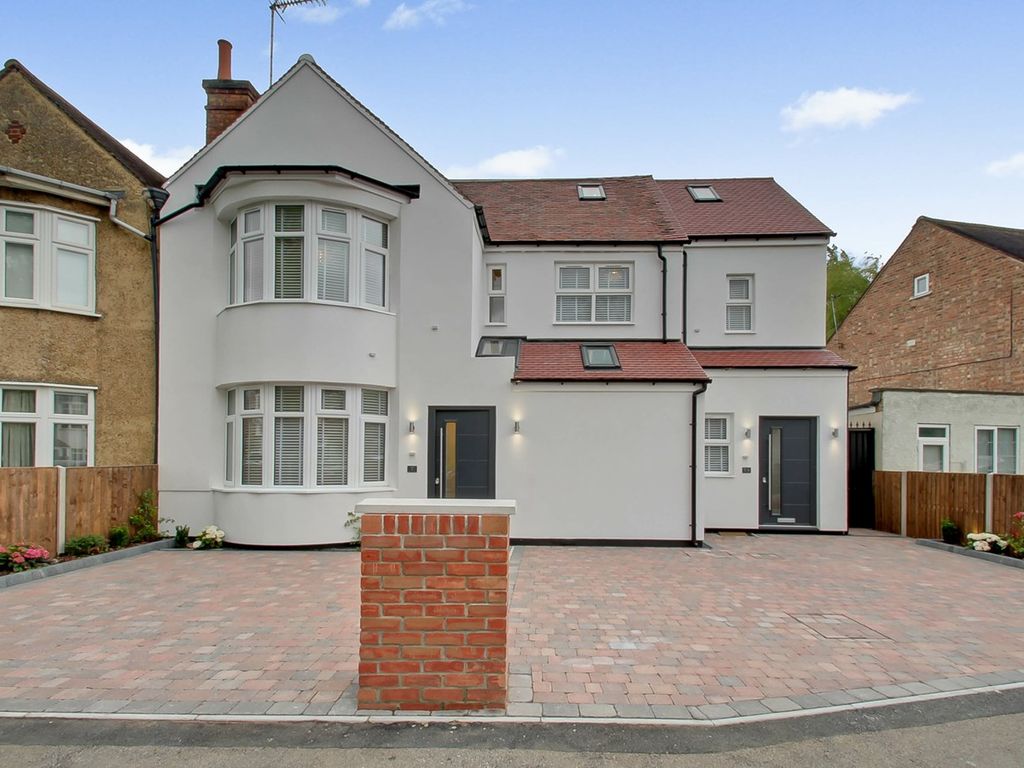 New home, 5 bed property for sale in Netherlands Road, New