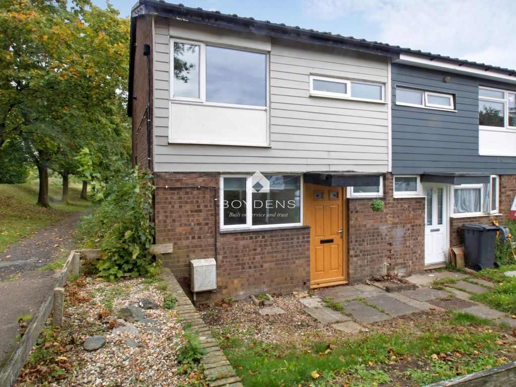 3 bed end terrace house for sale in Beatty Road, Sudbury CO10, £220,000