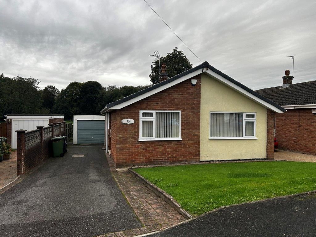 2 bed detached bungalow for sale in Ladywood Avenue, Belper DE56, £