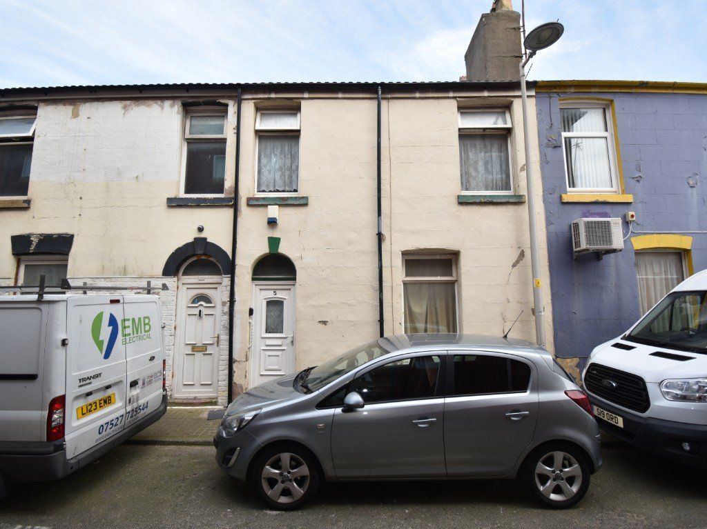 3 bed terraced house for sale in Bickerstaffe Street, Blackpool FY1