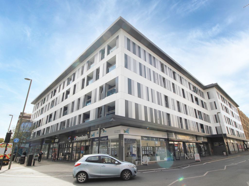 2 bed flat to rent in High Street, Redhill RH1 Zoopla