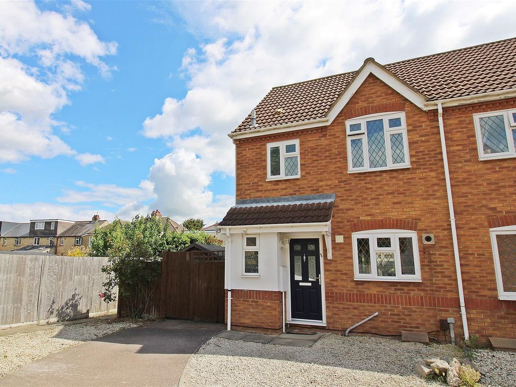 3 bed end terrace house for sale in Kayser Court, Biggleswade SG18 Zoopla