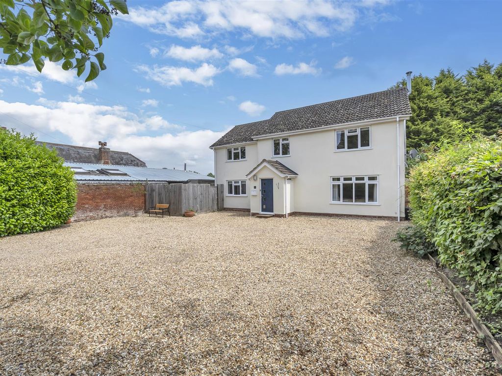 5 bed detached house for sale in Yewlands, Felsham, Bury St. Edmunds