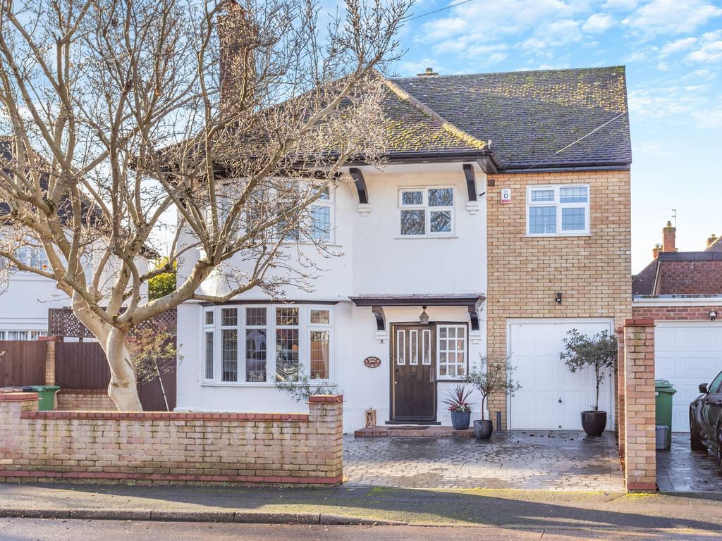 5 bed detached house for sale in Westwood Park Close, Peterborough PE3