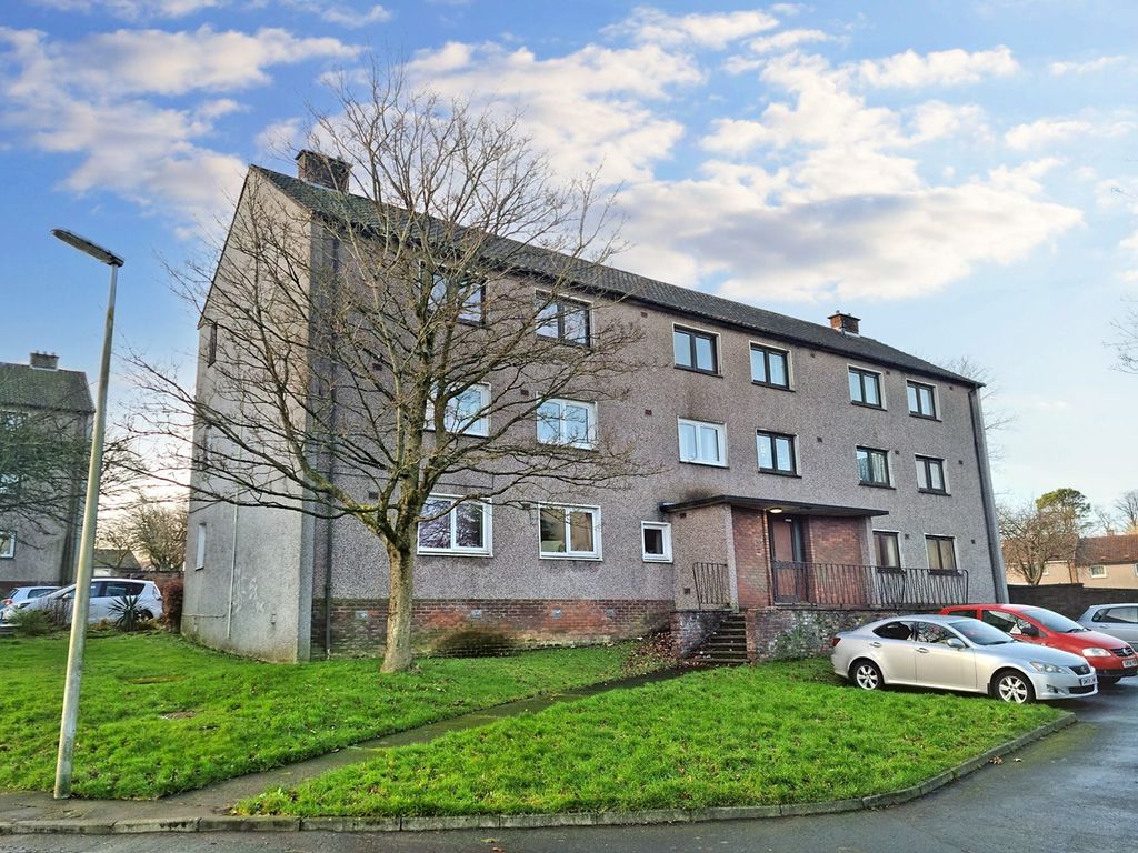 3 bed flat for sale in Alexander Road, Glenrothes KY7, £57,995 Zoopla