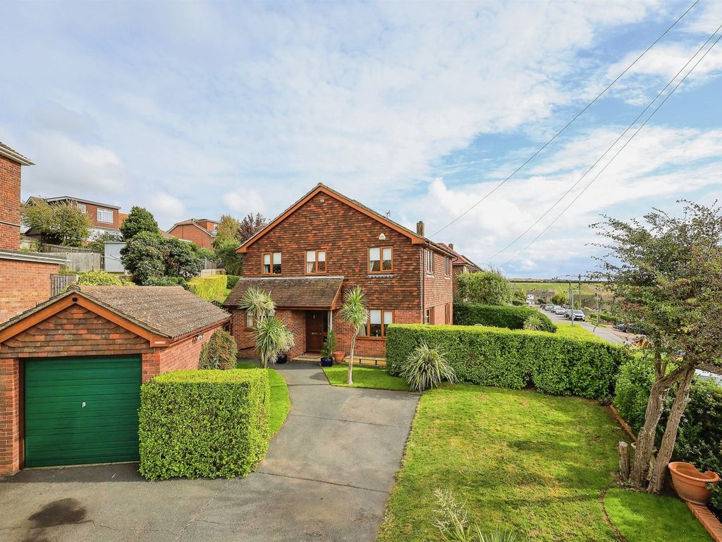 4 bed detached house for sale in Station Road, Newhaven BN9, £600,000
