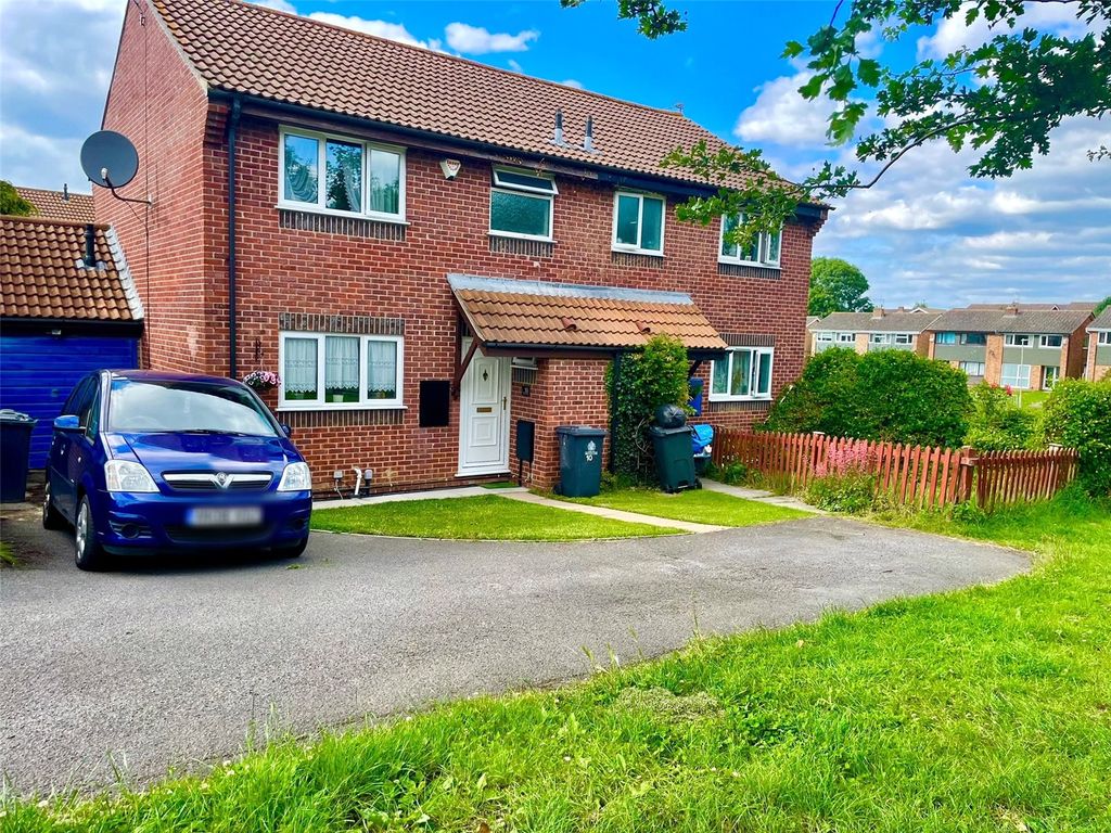 3 bed semidetached house for sale in Drayton Way, Gloucester GL4 Zoopla