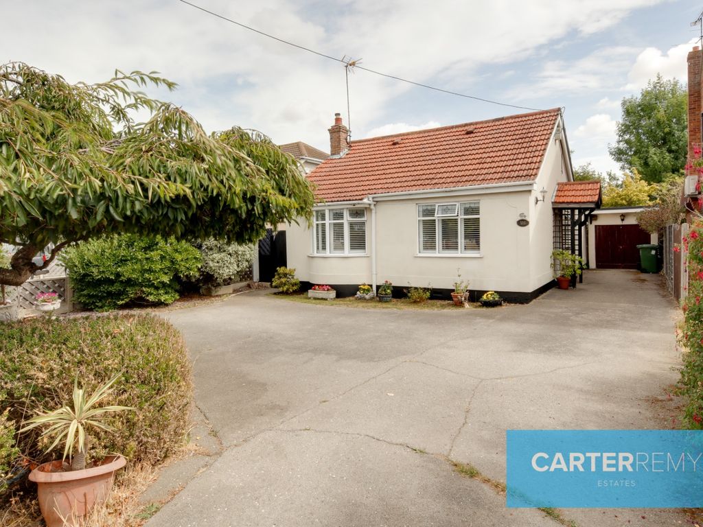 2 bed bungalow for sale in Pound Lane, Bowers Gifford SS13 Zoopla