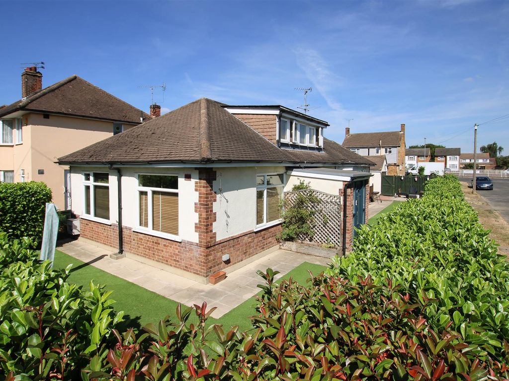 Warescot Road Brentwood CM15  