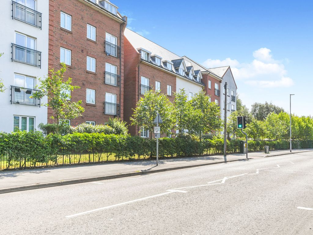 1 bed flat to rent in Carrington Park, Warrington WA2 Zoopla