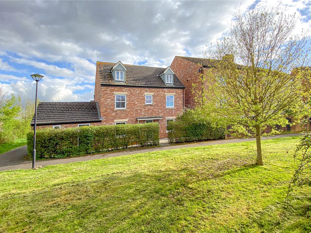 5 bed detached house for sale in Poseidon Close, Oakhurst, Swindon SN25 Zoopla