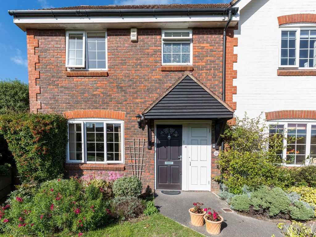 2 bed semidetached house for sale in Chanctonbury Walk, Storrington
