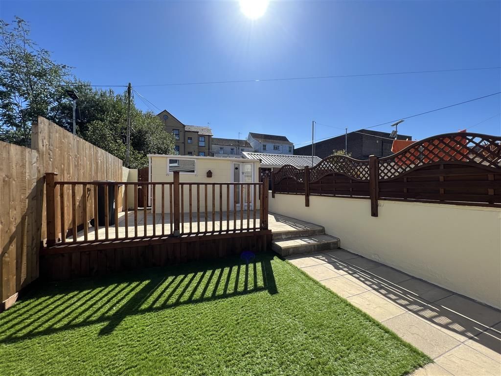 2 bed terraced house to rent in Cae Nant Terrace, Skewen, Neath SA10, £