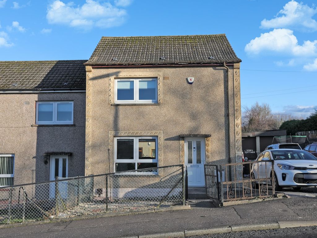 2 bed end terrace house for sale in Gagarin Way, Lumphinnans