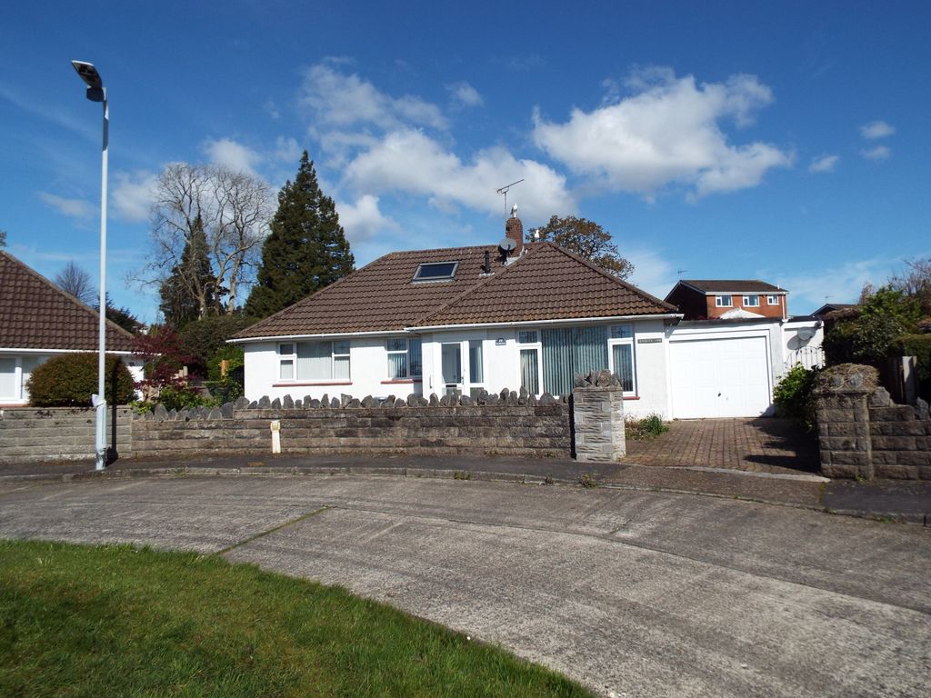 3 bed detached bungalow for sale in 22 Glynderwen Close, Derwen Fawr