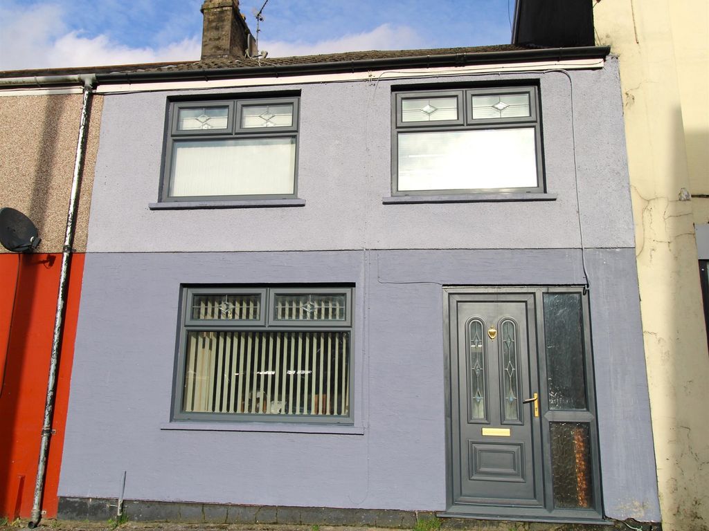 3 bed terraced house for sale in Commercial Street, Nantymoel, Bridgend