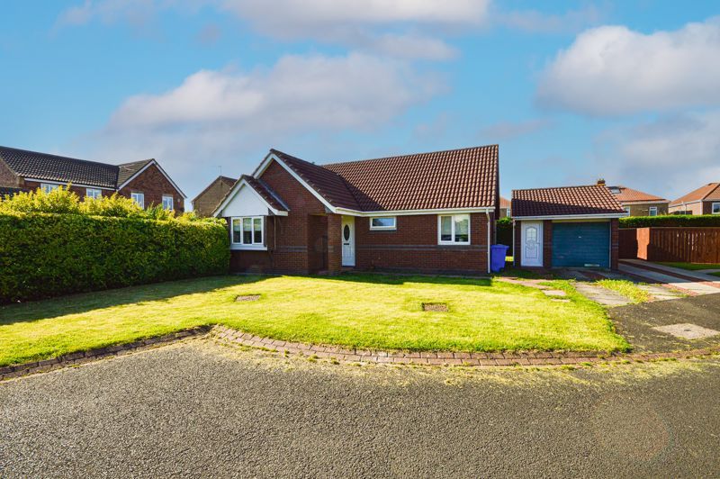 3 bed bungalow for sale in Carrick Drive, Blyth NE24, £300,000 Zoopla