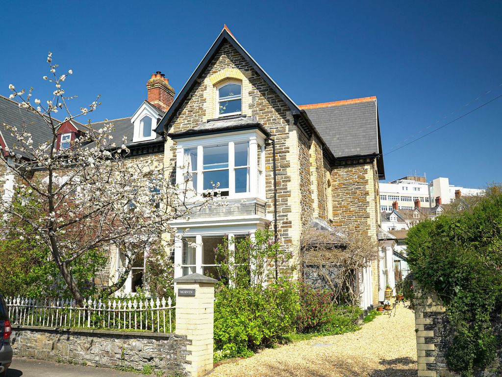 7 bed semidetached house for sale in Morven, St Davids Road